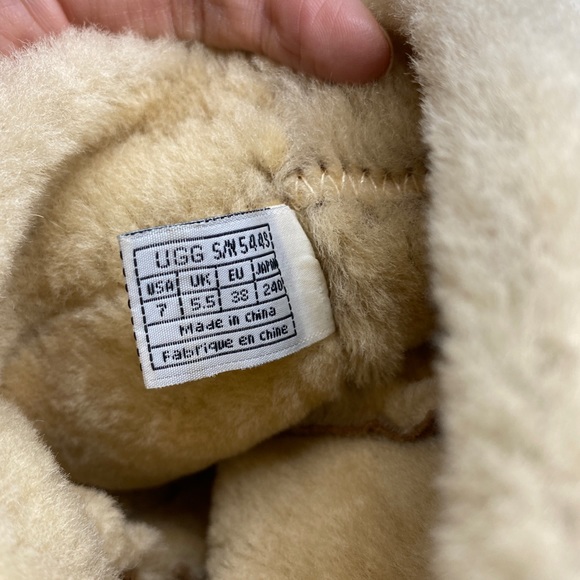 UGG Sandra Leather Chestnut Boots Size 7 - Picture 6 of 7